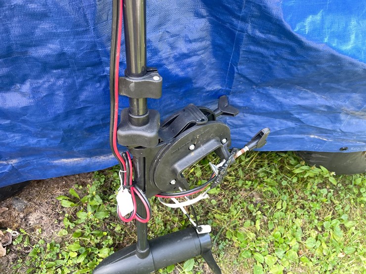 #6138-•-(2)-minn-kota-trolling-motors-image-5