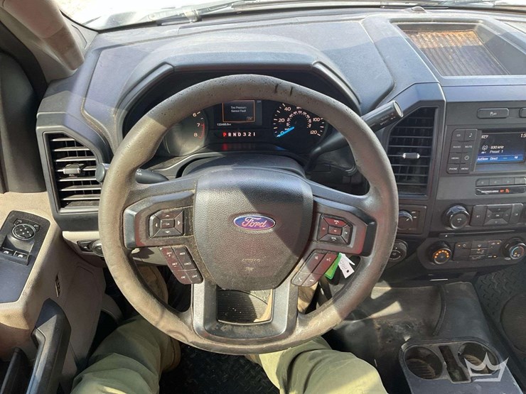 2017-ford-f150-image-14