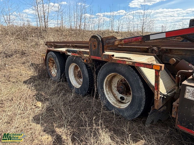 2016-kenworth-t800-image-11