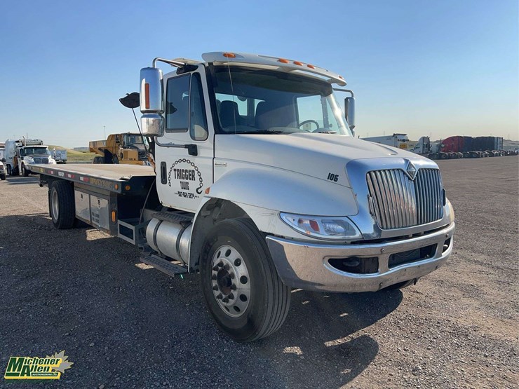 international-durastar-4300-image-7