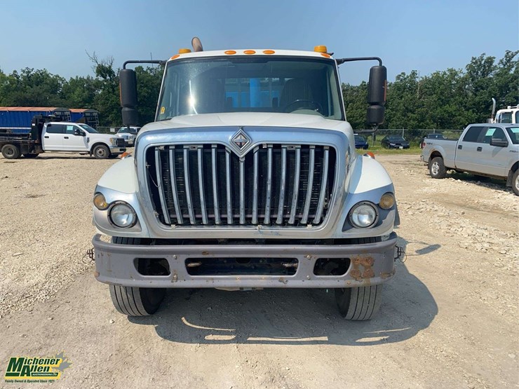 2008-international-workstar-7400-image-6