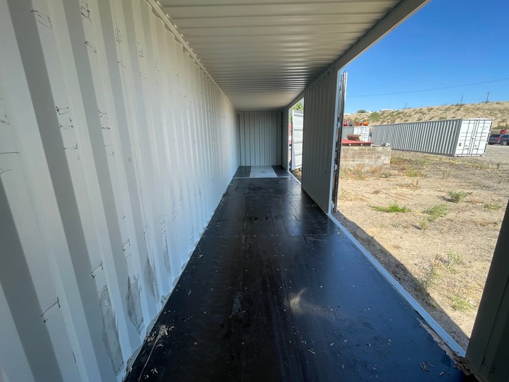 #2350-•-40'-high-shipping-container-image-20