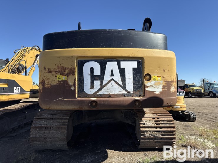 2010-caterpillar-345d-image-6