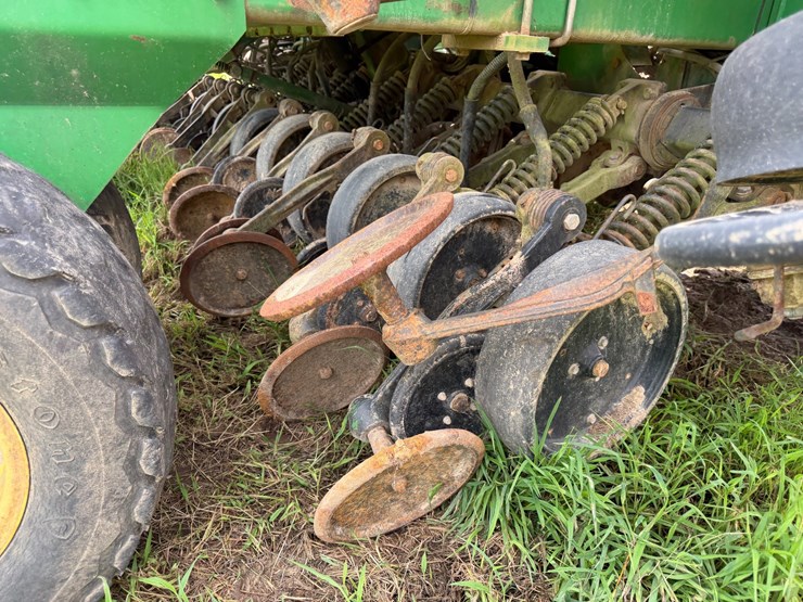 john-deere-40-image-50