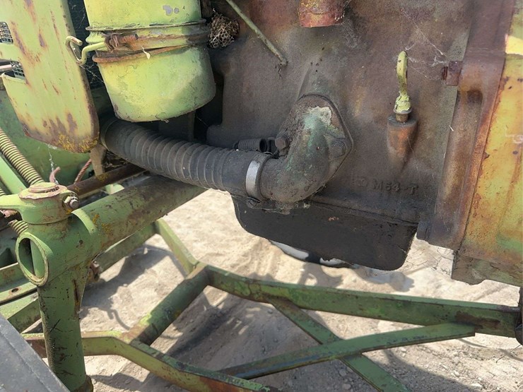 john-deere-m-image-13