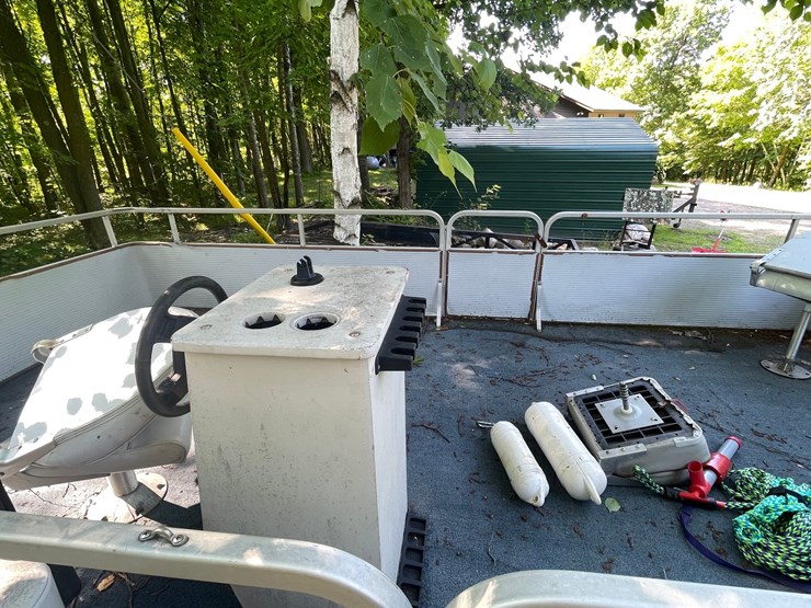 #6100-•-northwoods-pontoon-with-north-country-pontoon-scissor-trailer-(sells-bill-of-sale)-image-24