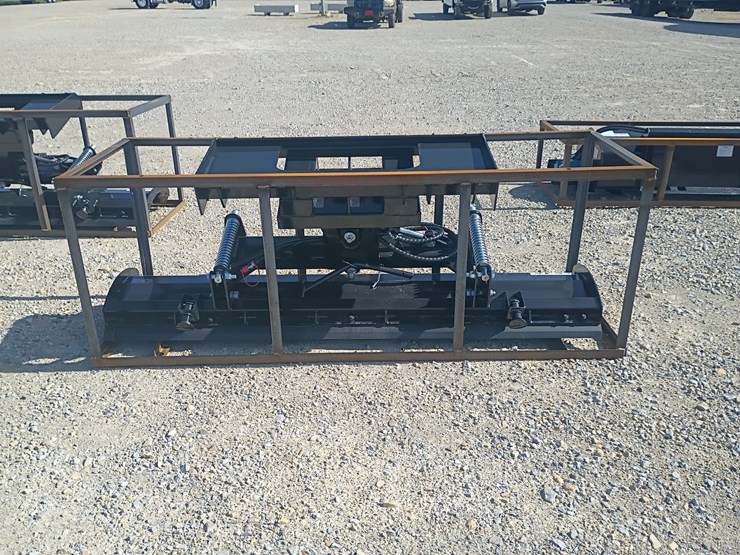 #l66-003-•-mower-king-dozer-blade-skid-steer-attachment-image-5