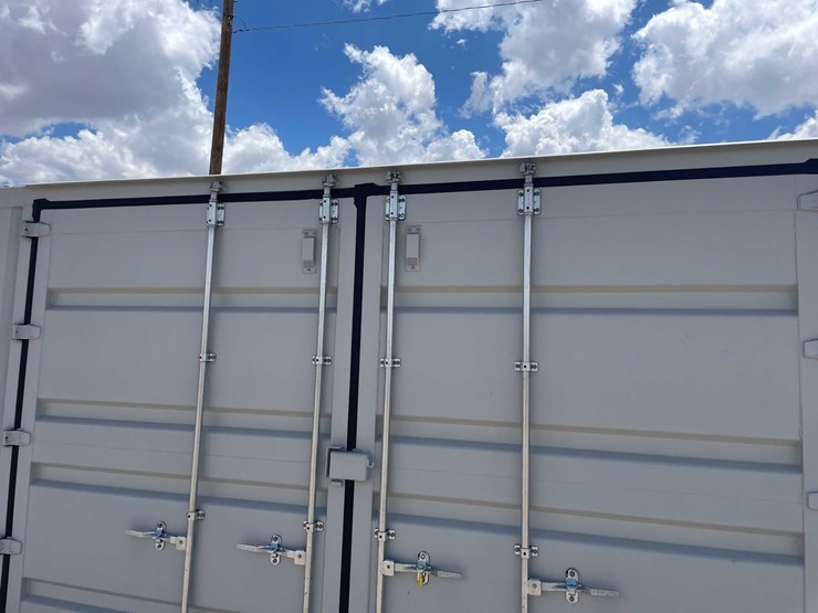 #2353-•-40'-high-shipping-container-image-11