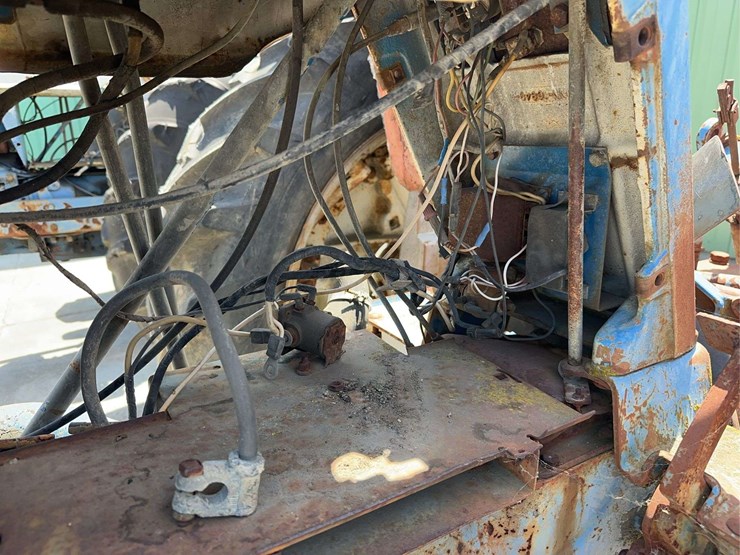 ford-6000-image-8
