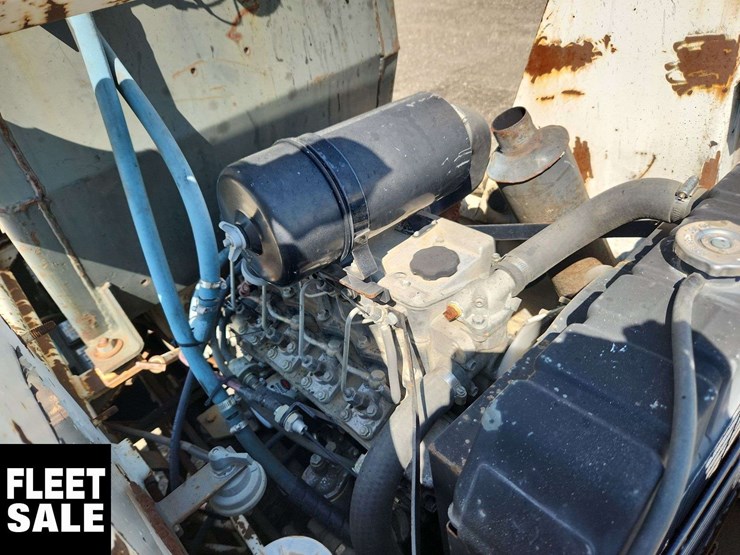 bobcat-825-image-12