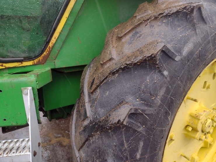 john-deere-4020-image-11