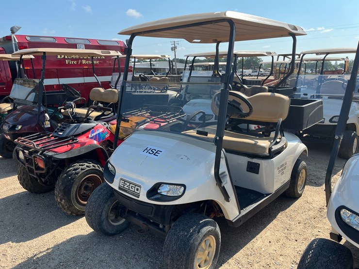 #39637-•-2017-ezgo-txt-golfcart-|-for-parts/repairs-image-2