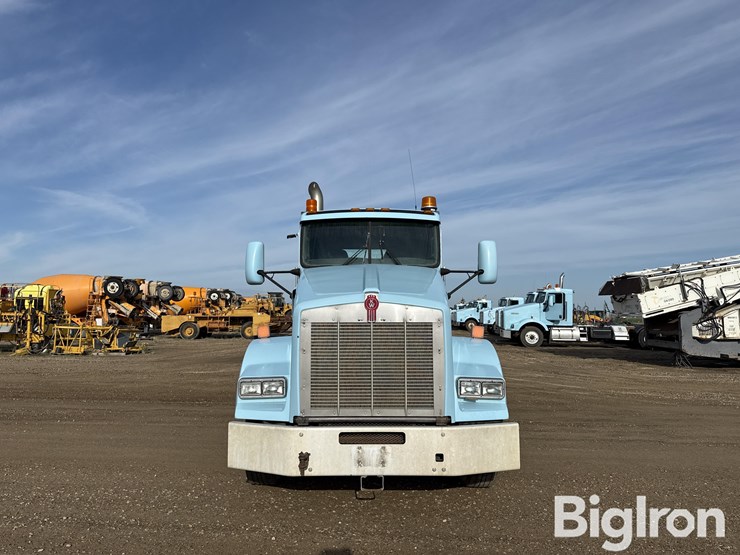 2008-kenworth-t800-image-2