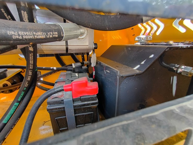 #l63-003-•-2026-zjg-380-mini-skid-steer-image-14