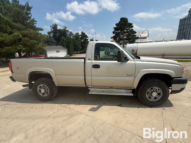 2006-chevrolet-k3500-image-4