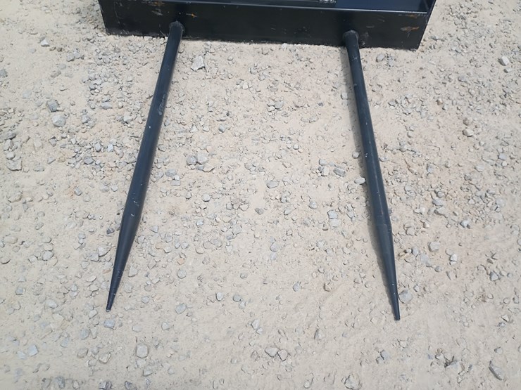 #l64-019-•-jct-bale-spear-skid-steer-attachment-image-5