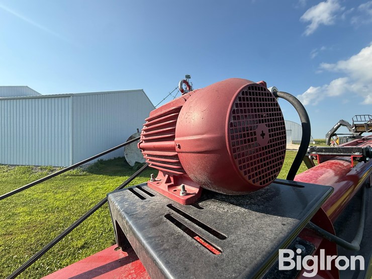 2021-universal-industries-1537-short-field-loader-electric-belt-conveyor-image-15