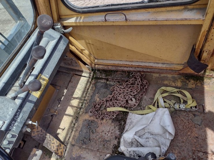 00-cat-v130-forklift-(qea-4766)-image-9