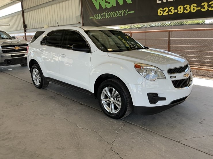 2015-chevrolet-equinox-image-2