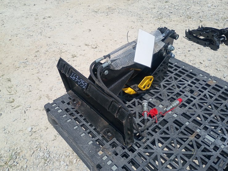 #l63-052-•-zjg-backhoe-mini-skid-steer-attachment-image-8