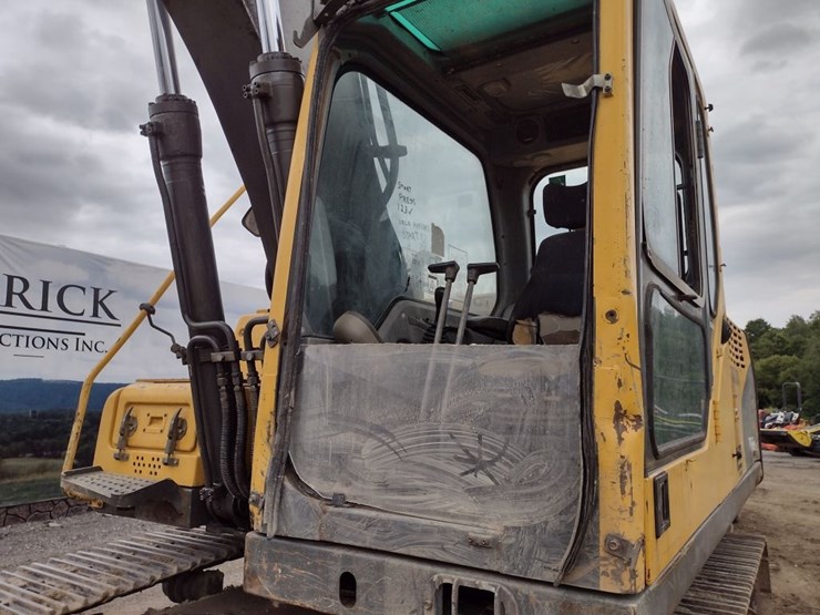 05-volvo-160b-lc-excavator-(qea-4903)-image-15