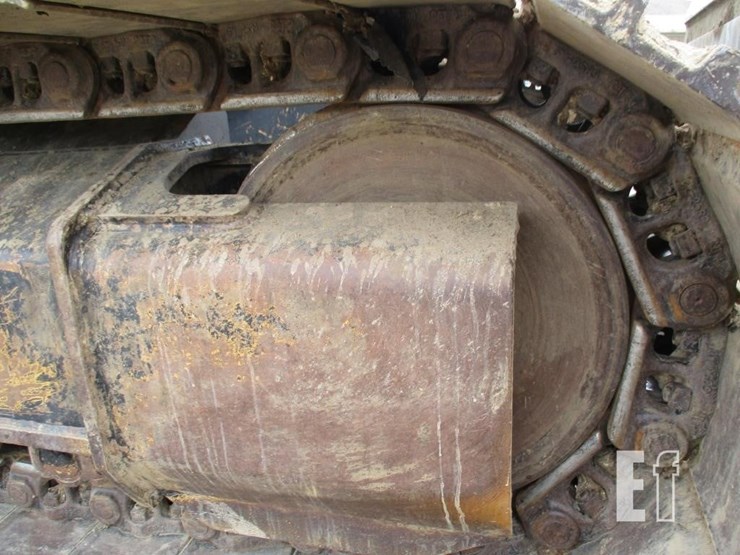 2015-caterpillar-336fl-image-22