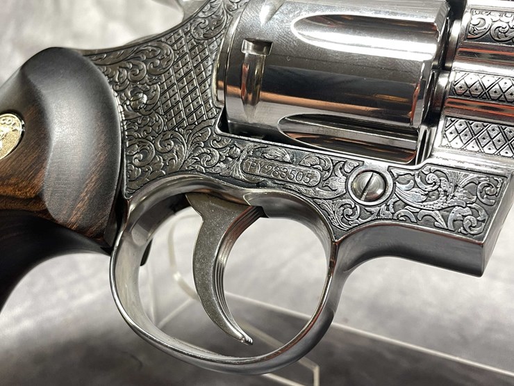 #10849-•-colt-python,-357-mag-revolver,-sn:-py283505-image-8