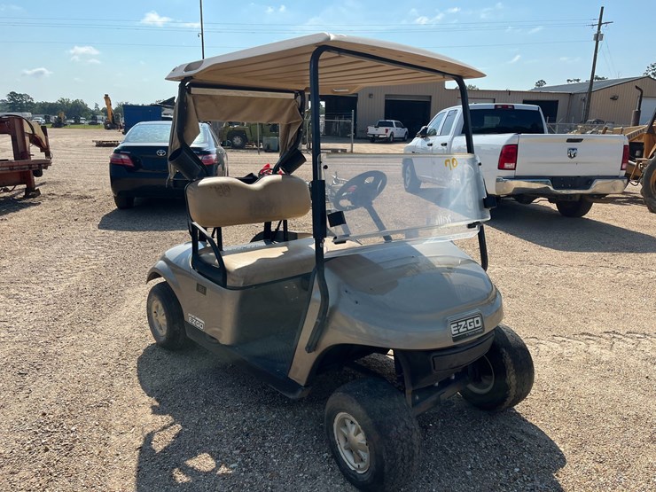#39644-•-2015-ezgo-txt-golfcart-|-for-parts/repairs-image-2