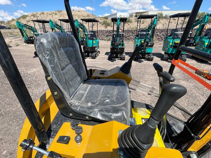 #2466-•-unused-2026-rt15r-ats-mini-excavator-image-14