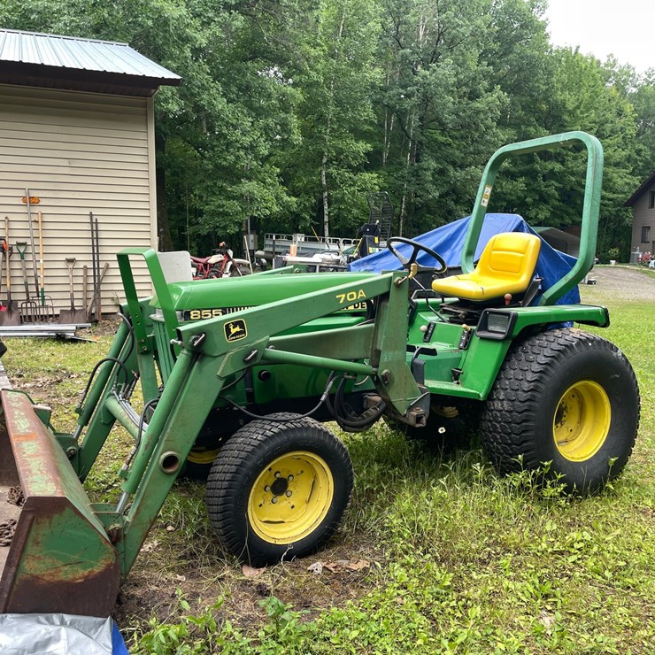 JOHN DEERE 855