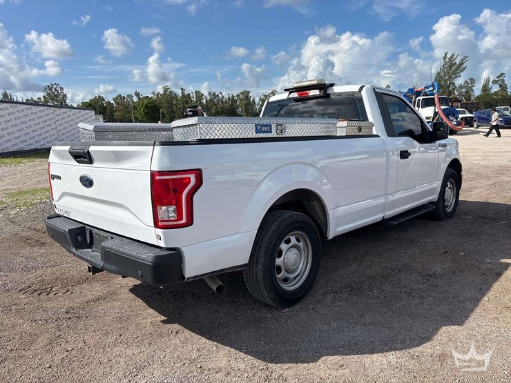 2017-ford-f150-image-3