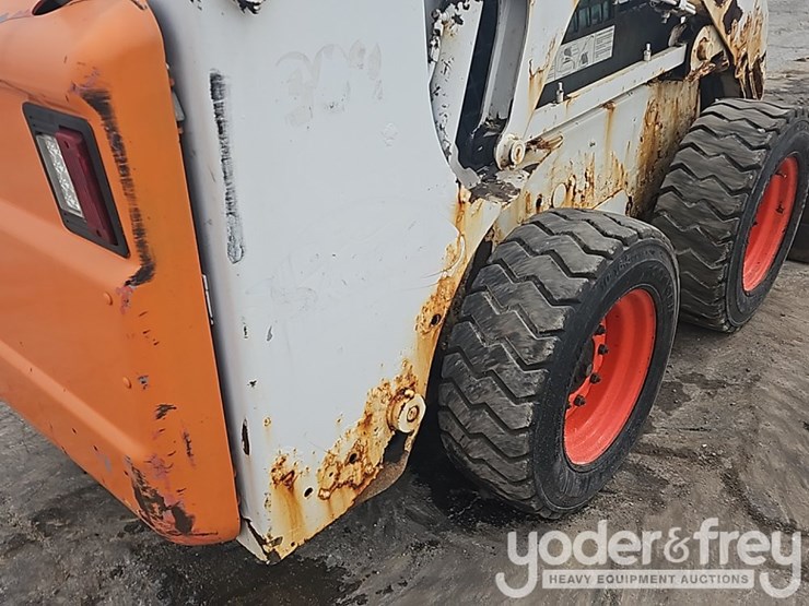 2011-bobcat-s185-image-32