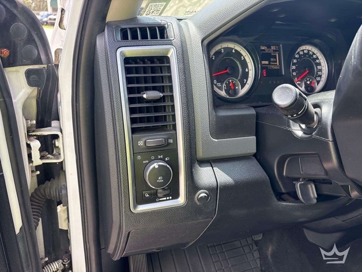 2017-dodge-1500-image-13