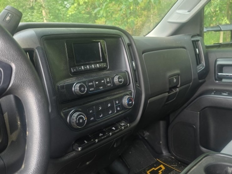 chevrolet-3500-image-3