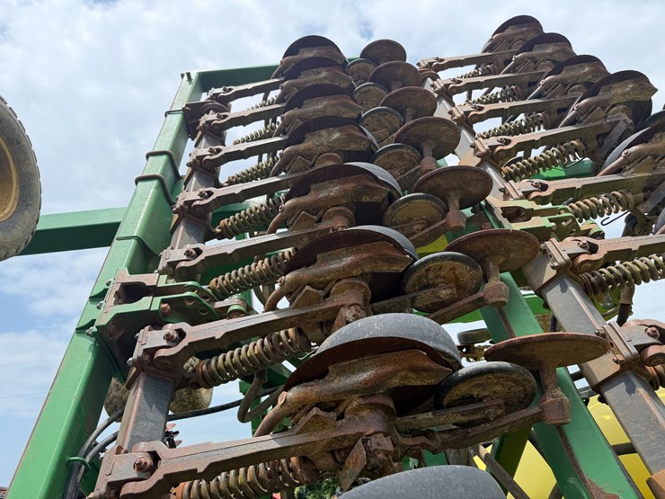 john-deere-40-image-34