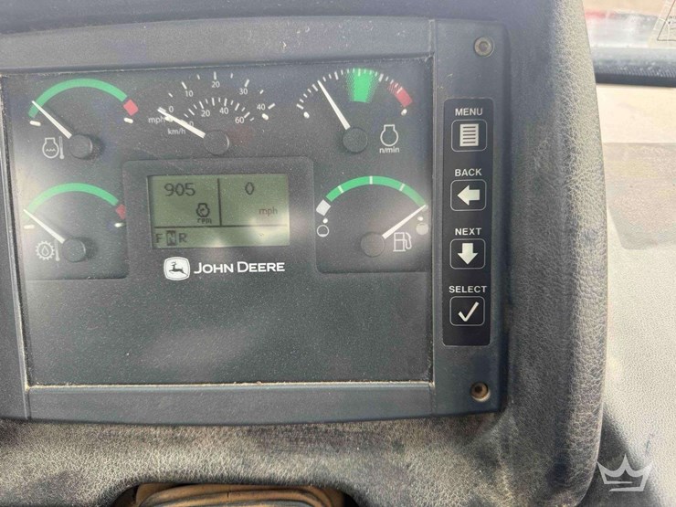 2013-deere-250d-image-55