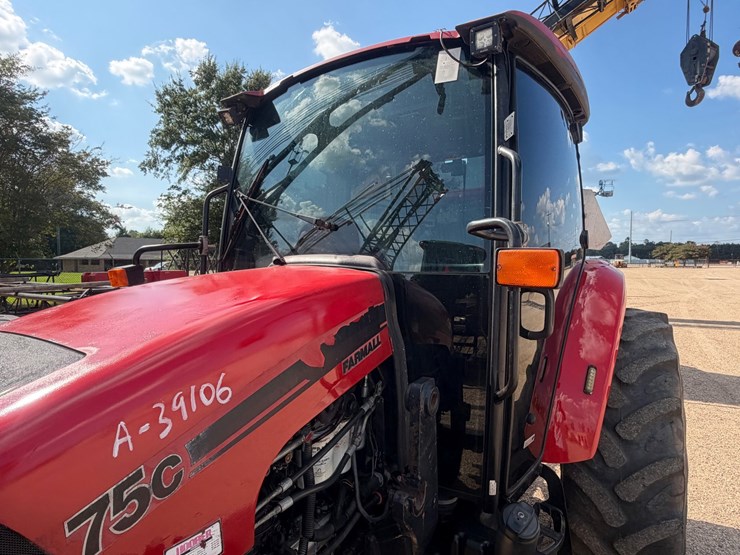 #39106-•-case-75c-tractor-image-10