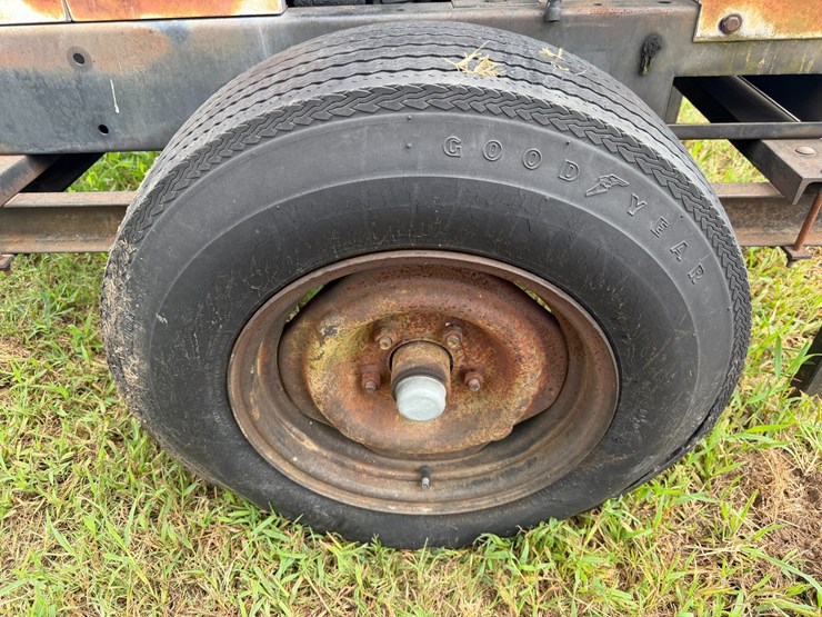 case-ih-4390t-image-5