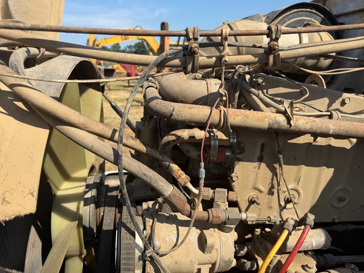 #52620-•-1990-whitegmc-wia-areo-series-sleeper-t/a-truck-tractor-4v1wdbjf3ln629984-inv#52620-image-54