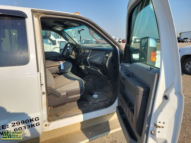 2012-ford-f350-image-29