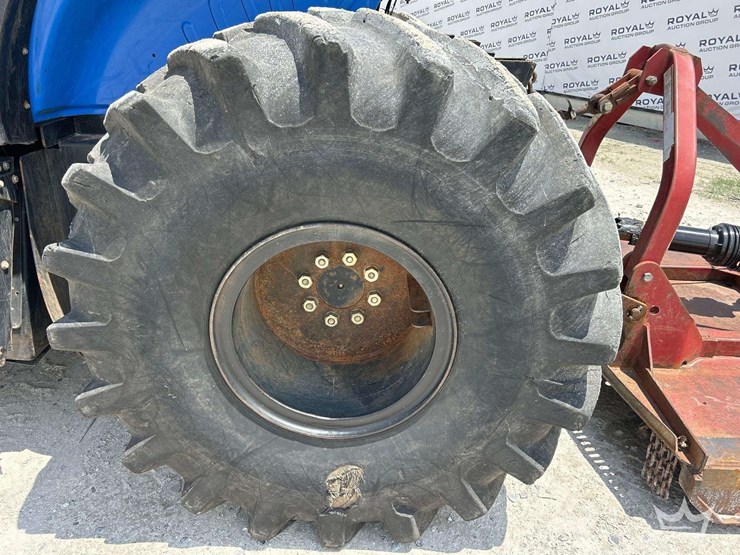 2018-new-holland-4wd-agricultural-tractor-w/-brush-cutter-image-26