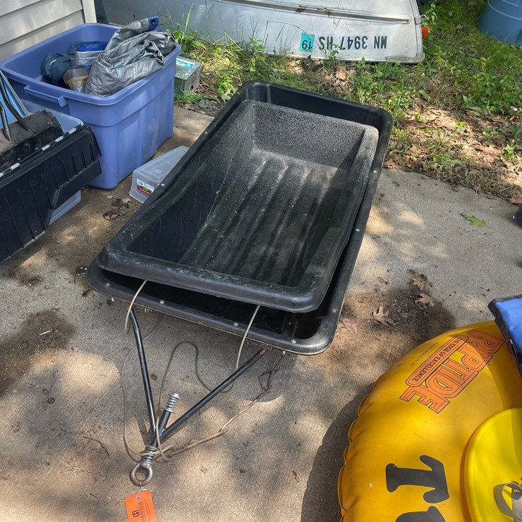 #6182 • (2) Sleds