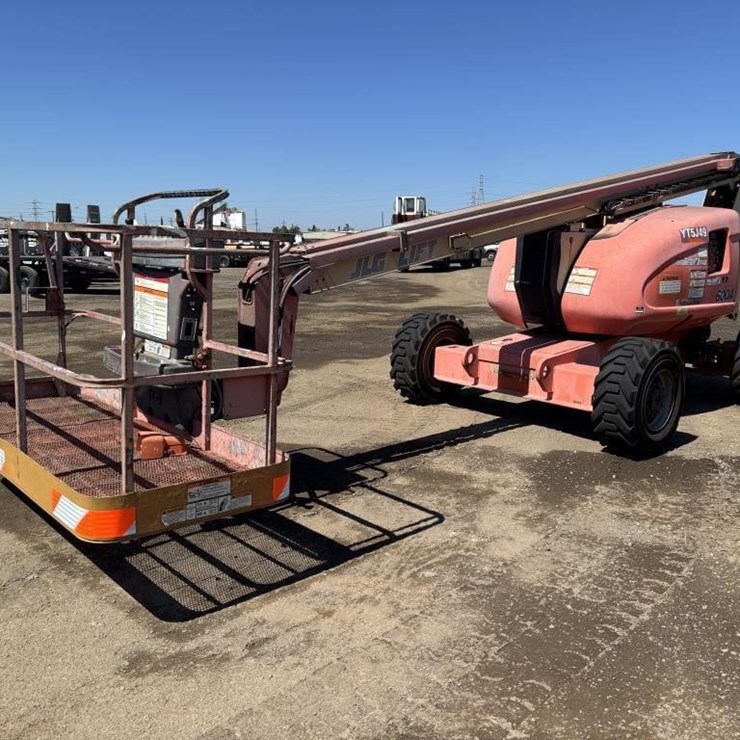 2003 JLG 600A