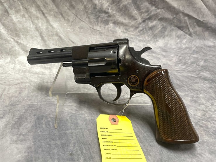 #10833-•-fie-titan-tiger,-38-spl-revolver,-sn:-814007-image-2