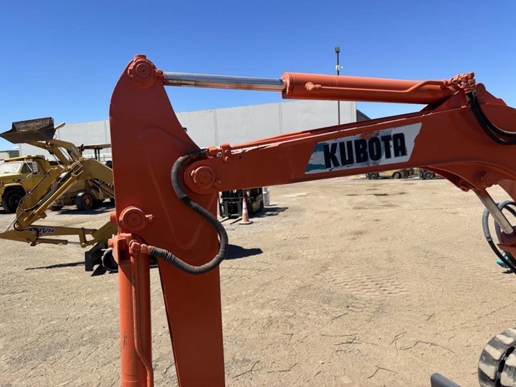 kubota-kh026-image-13