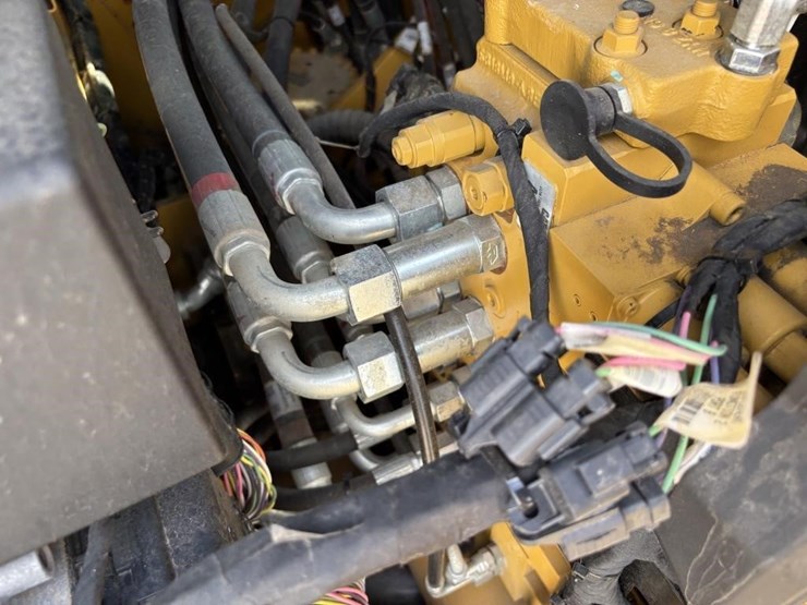 2021-caterpillar-308cr-image-66