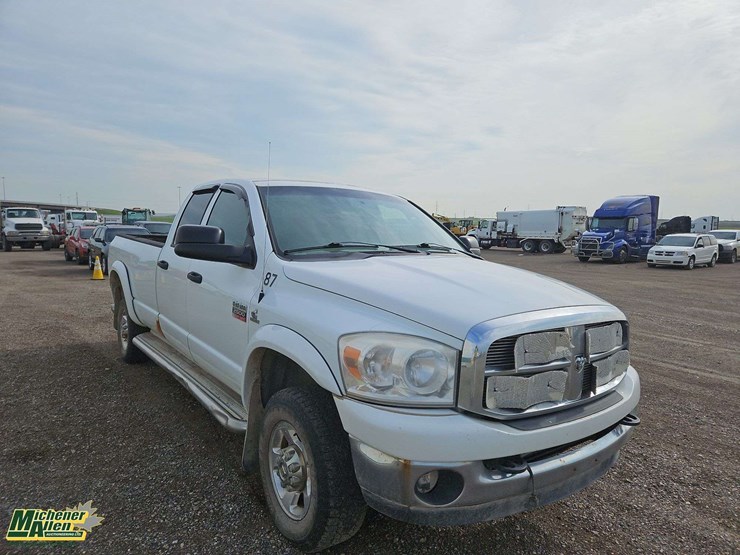 2008-dodge-ram-2500-image-2