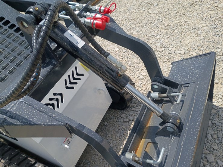 #l63-022-•-2026-zjg-380-mini-skid-steer-image-23