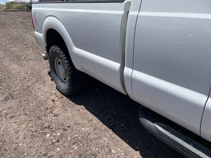 #2103-•-2015-ford-f25-image-16