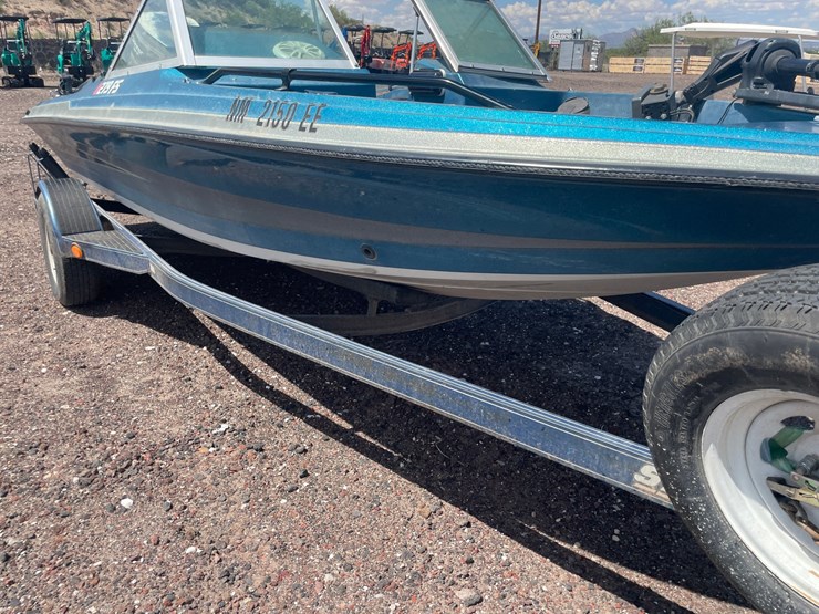 #2151-•-1989-stratos-bass-boat-and-stratos-trailer-image-18